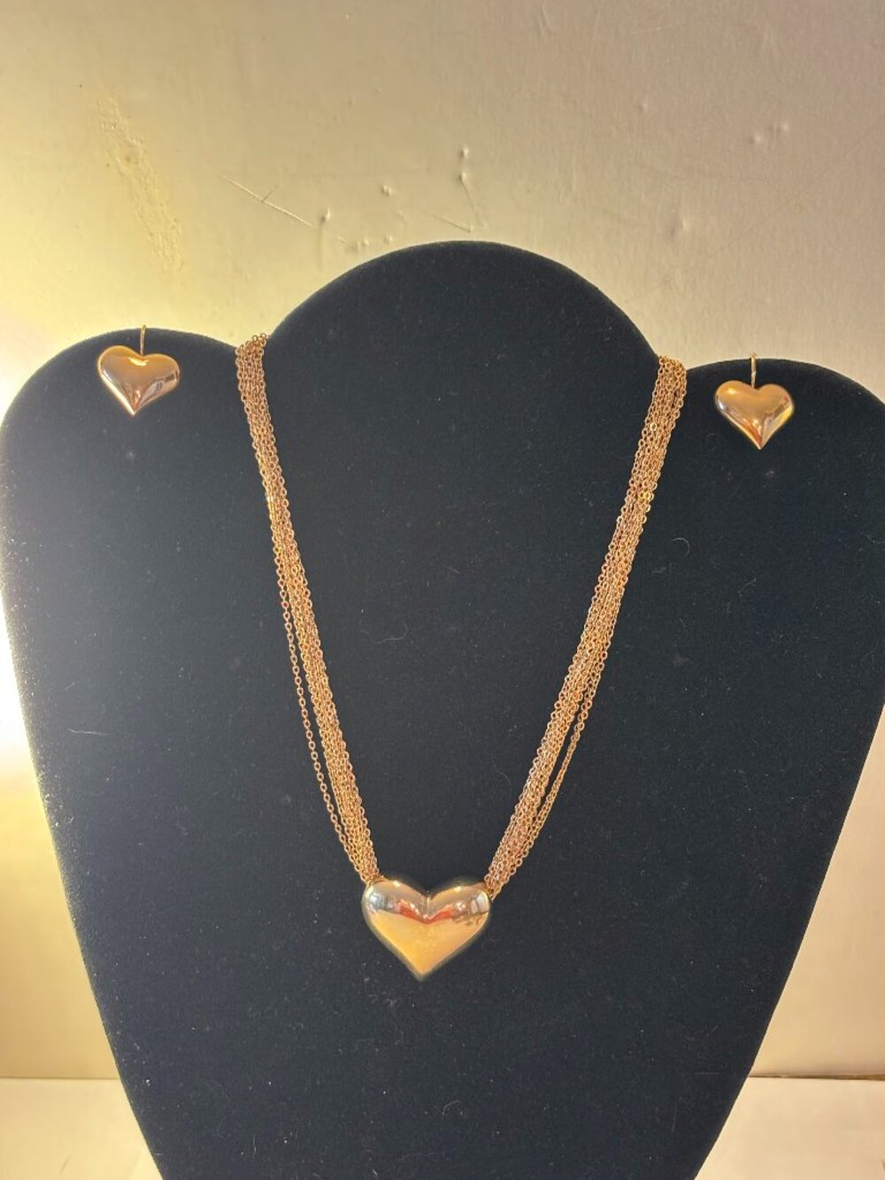 Vintage Gold Tone 10 Strand Chain with Puffy Heart Necklace & Matching Earrings